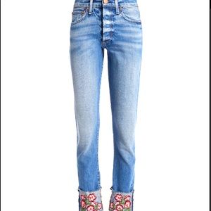 NWT Alice + Olivia Amazing Boyfriend Jeans